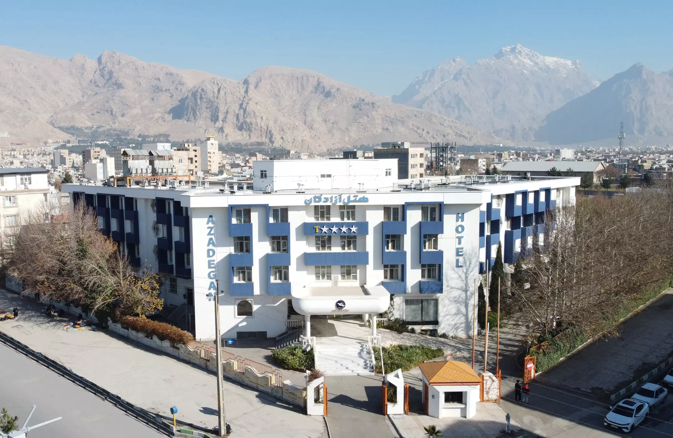 Alibaba https://cdn.alibaba.ir/ostorage/hotel-accommodation-images/69e78e86eb1ae654aaa14add_نمای بیرونی.webp